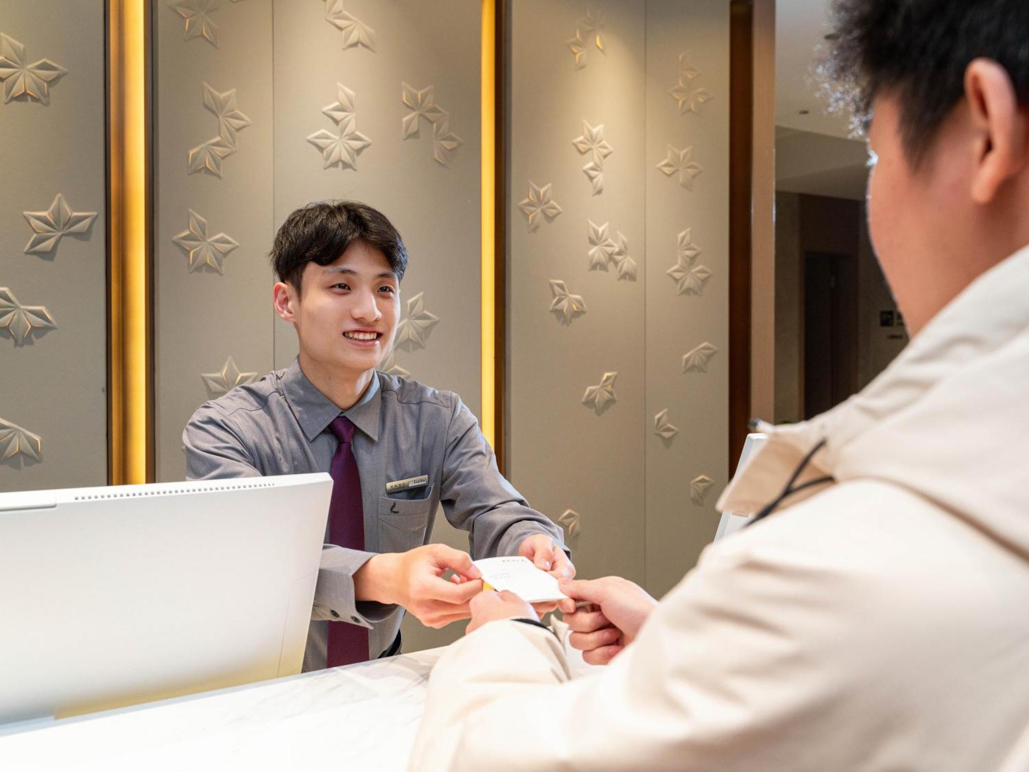 Lavande International Hotel Guangzhou Us Consulate General Guangzhou Grandview Plaza Branch - Free Shuttle Bus To Canton Fair Complex During Canton Fair Period & Free Vpn Internet Access Esterno foto